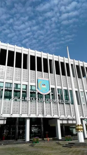 Gedung Balaikota Tangsel di Jalan Parakan, Pamulang Dua.