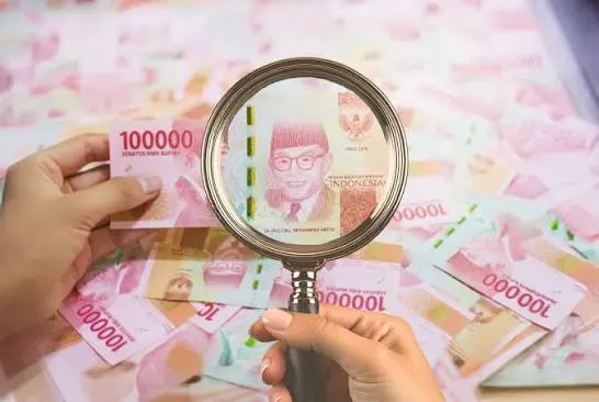 ilustrasi uang palsu