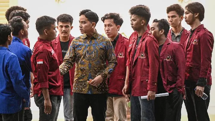 Heboh di X! Ketua BEM UBK Diduga Terima Rp300 Juta Usai Bertemu Gibran, Ini Faktanya