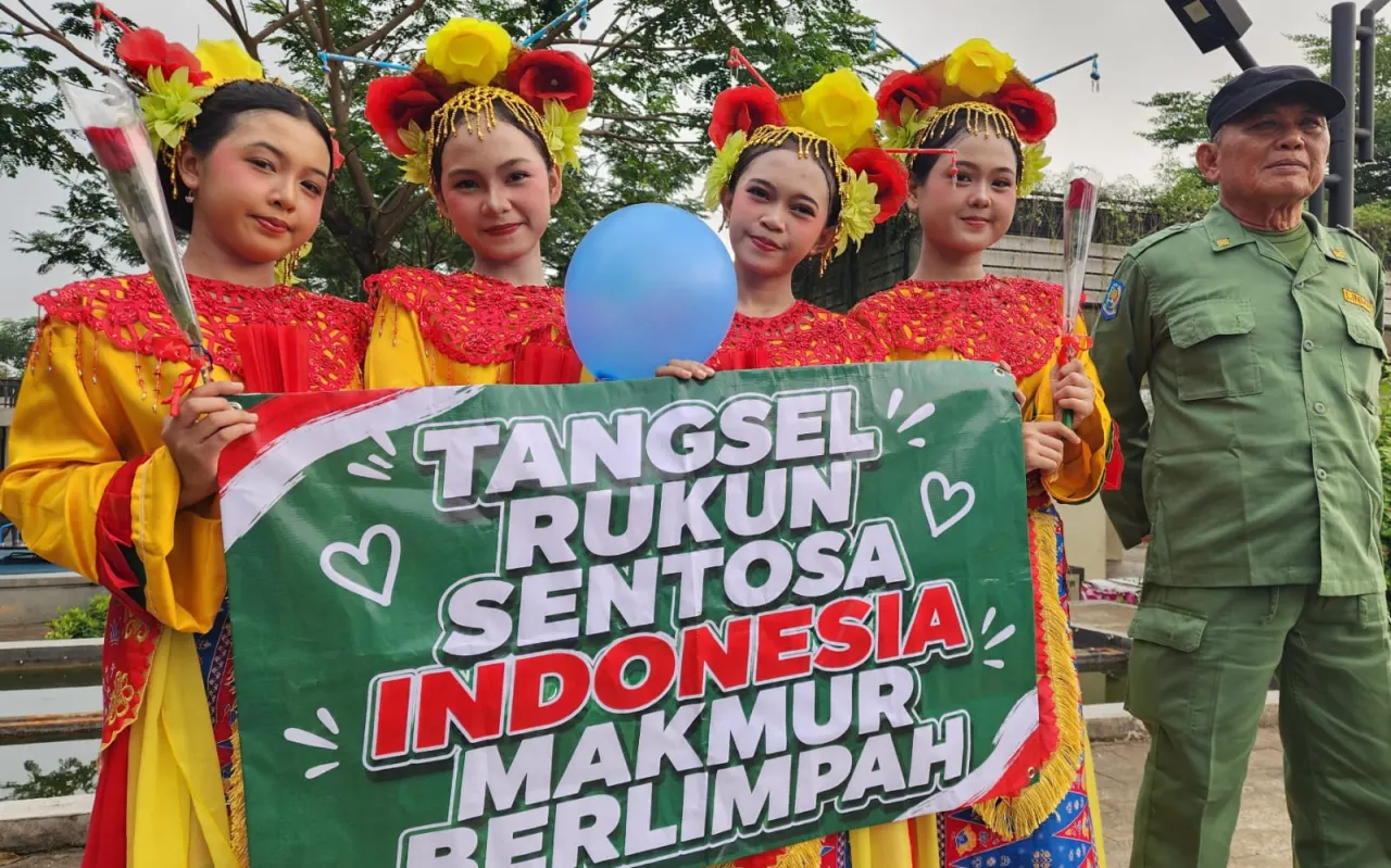Warga Tangsel Gaungkan Optimisme Bangsa Lewat Aksi Budaya di Alun-alun Pamulang