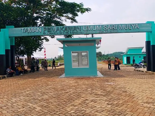 Gerbang TPU Sari Mulya