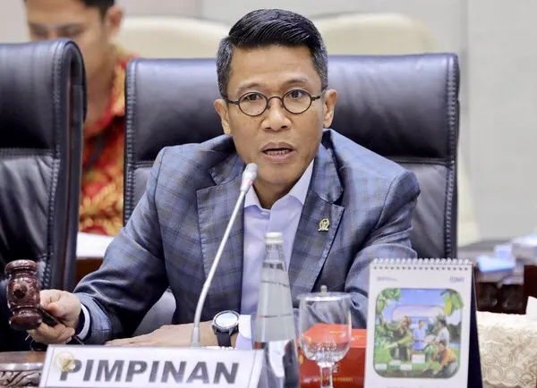 Misbakhun Kritik PDIP: Posisi Dua Kaki Tak Elegan