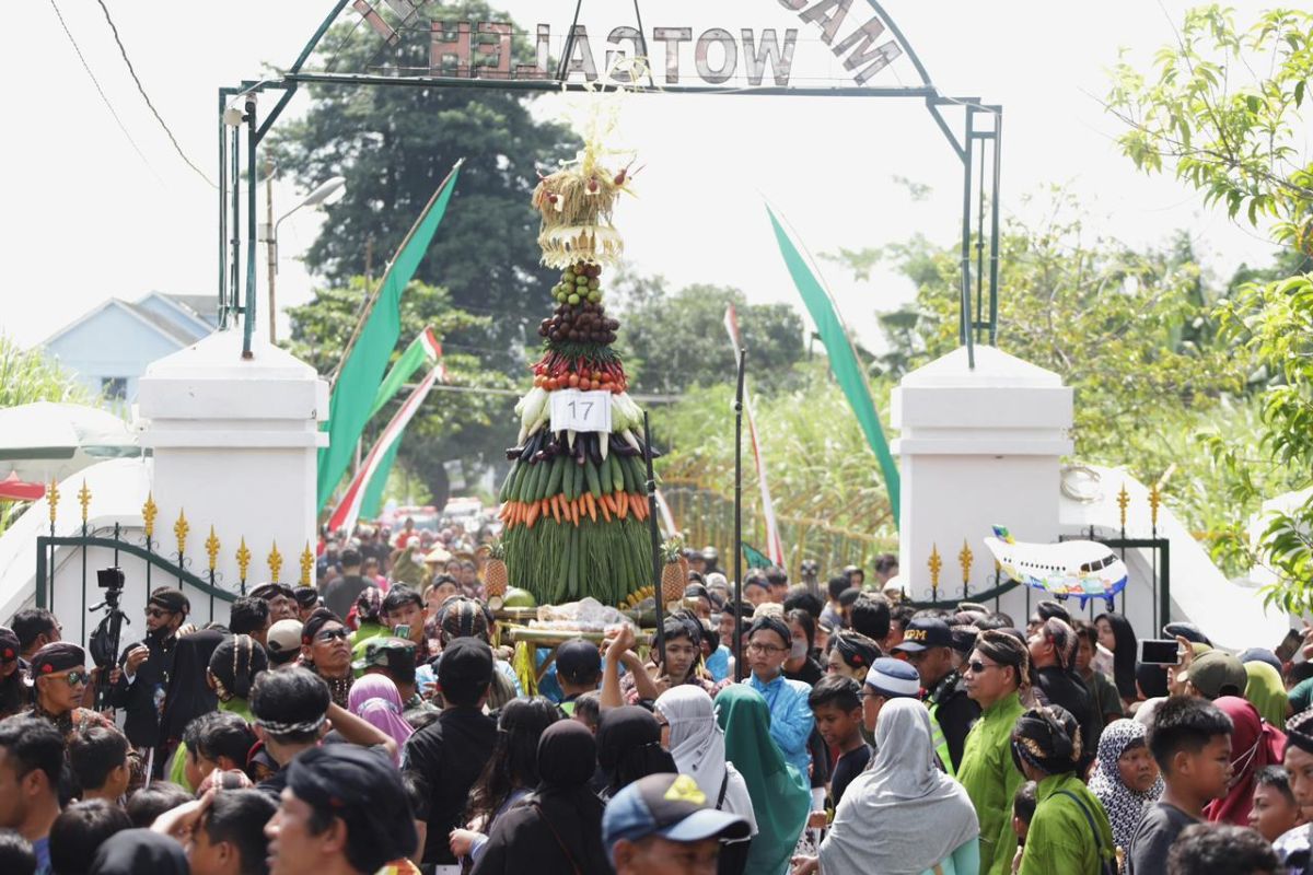 Kirab Budaya Geplakan Sleman Angkat Ekonomi UMKM